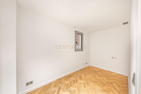 Wohnung zum Verkauf in Barcelona, Spanien 4 Schlafzimmer, 223 m2 Nr. 166908 - Foto 15
