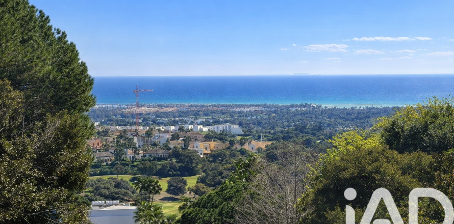 Tontti Sotogrande, Cadiz, Espanja 2000 m2 No. 172814