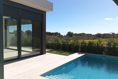 Villa for sale in Pilar de la Horadada, Alicante, Spain 3 bedrooms, 122 sq.m. No. 99280 - photo 27