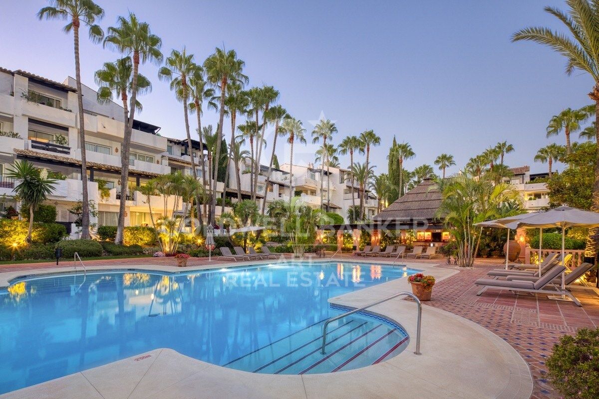 Apartamento en Marbella, Málaga, España 3 dormitorios, 149 m2 No. 157305