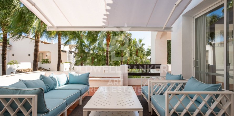 Penthäuser in Marbella, Malaga, Spanien 4 Schlafzimmer, 201 m2 Nr. 157303