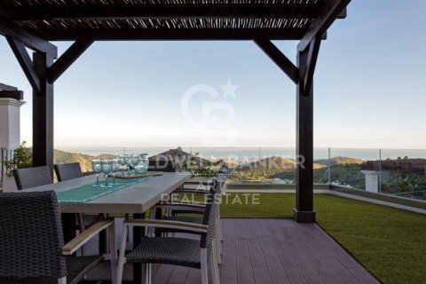 Villa for sale in Benahavis, Malaga, Spain 5 bedrooms, 582 sq.m. No. 157306 - photo 24