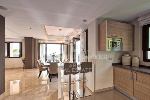 Villa for sale in Benahavis, Malaga, Spain 5 bedrooms, 582 sq.m. No. 157306 - photo 7