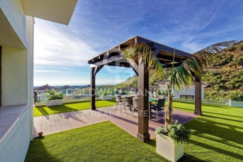 Villa for sale in Benahavis, Malaga, Spain 5 bedrooms, 582 sq.m. No. 157306 - photo 23