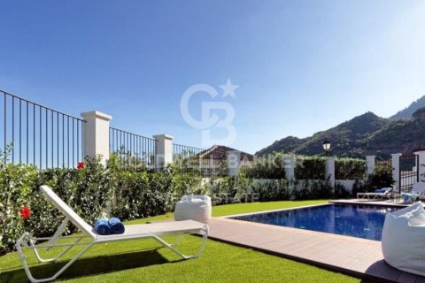 Villa for sale in Benahavis, Malaga, Spain 5 bedrooms, 582 sq.m. No. 157306 - photo 24