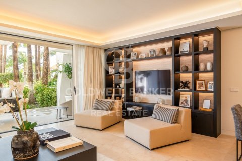 Apartamento en venta en Marbella, Málaga, España 3 dormitorios, 137 m2 No. 157304 - foto 6