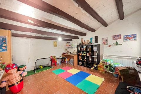 House à vendre à Vilanova i la Geltru, Barcelona, Espagne, 6 chambres, 251 m2 No. 167055 - photo 23