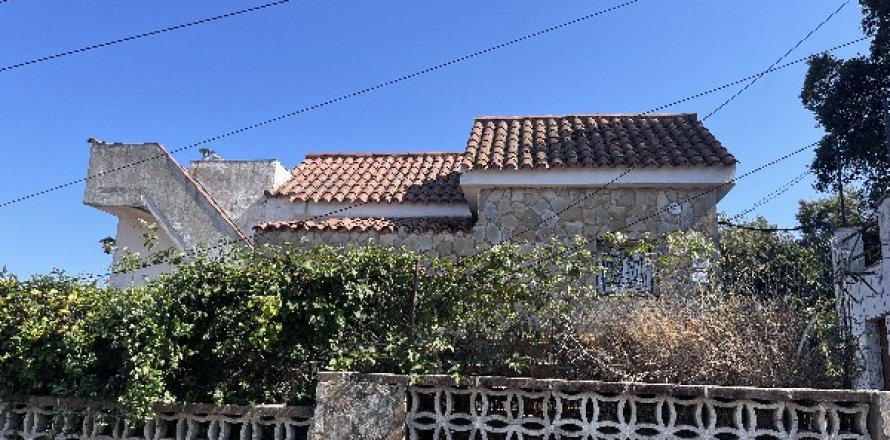 House in Pineda de Mar, Barcelona, Spain 3 bedrooms, 171 sq.m. No. 167052