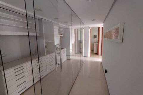 Apartment for sale in Torrevieja, Alicante, Spain 255 sq.m. No. 165318 - photo 7