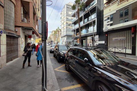 Apartment for sale in Torrevieja, Alicante, Spain 255 sq.m. No. 165318 - photo 4