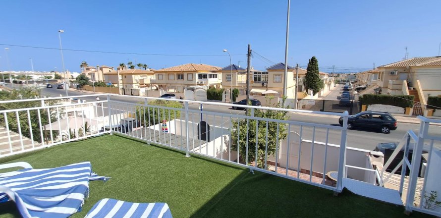 Rindu māja Playa Flamenca II, Alicante, Spānijā 3 istabas, 63 m2 Nr. 193804
