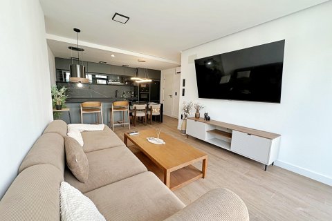 Townhouse for sale in Torrevieja, Alicante, Spain 3 bedrooms, 180 sq.m. No. 193805 - photo 4