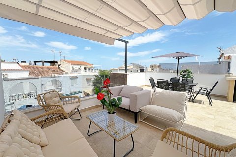 Townhouse for sale in Torrevieja, Alicante, Spain 3 bedrooms, 180 sq.m. No. 193805 - photo 22
