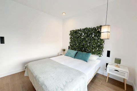 Townhouse for sale in Torrevieja, Alicante, Spain 3 bedrooms, 180 sq.m. No. 193805 - photo 11