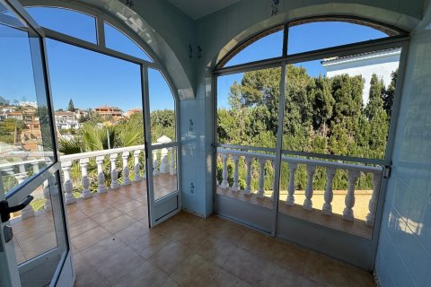 Villa for sale in Los Balcones, Alicante, Spain 2 bedrooms,  No. 161494 - photo 15