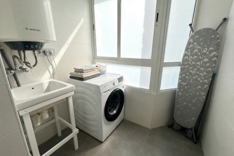 Lägenhet till salu i Torrevieja, Alicante, Spanien 3 sovrum, 142 kvm. Nr. 161490 - foto 24