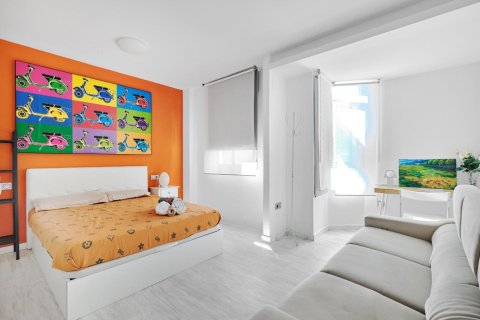 Lägenhet till salu i Torrevieja, Alicante, Spanien 3 sovrum, 142 kvm. Nr. 161490 - foto 19