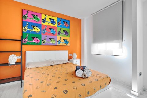 Lägenhet till salu i Torrevieja, Alicante, Spanien 3 sovrum, 142 kvm. Nr. 161490 - foto 16