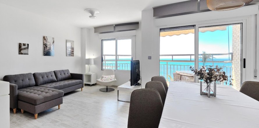 Lägenhet i Torrevieja, Alicante, Spanien 3 sovrum, 142 kvm. Nr. 161490