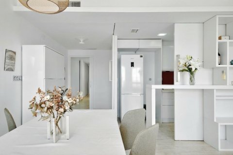 Lägenhet till salu i Torrevieja, Alicante, Spanien 3 sovrum, 142 kvm. Nr. 161490 - foto 6