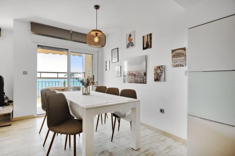 Lägenhet till salu i Torrevieja, Alicante, Spanien 3 sovrum, 142 kvm. Nr. 161490 - foto 4