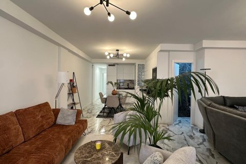 Apartment à Torrevieja, Alicante, Espagne 3 chambres, 85 m2 No. 161492