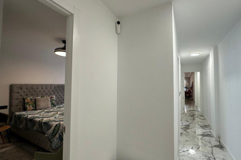 Lägenhet till salu i Torrevieja, Alicante, Spanien 3 sovrum, 85 kvm. Nr. 161492 - foto 26