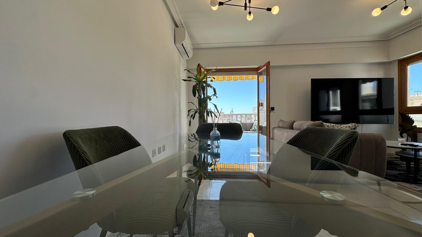 Wohnung in Torrevieja, Alicante, Spanien 2 Schlafzimmer, 119 m2 Nr. 161491