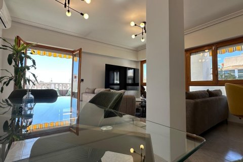 Lägenhet till salu i Torrevieja, Alicante, Spanien 2 sovrum, 119 kvm. Nr. 161491 - foto 2