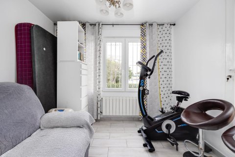 Kaupunkipientalo myytävänä Torrevieja, Alicante, Espanja, 3 makuuhuonetta, 67 m2 No. 161493 - kuva 22