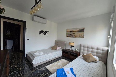 Apartment à vendre à Torrevieja, Alicante, Espagne, 2 chambres, 103 m2 No. 177878 - photo 22