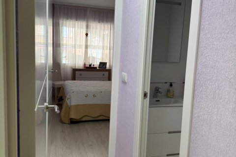 Apartment for sale in Torrevieja, Alicante, Spain 107 sq.m. No. 177877 - photo 20