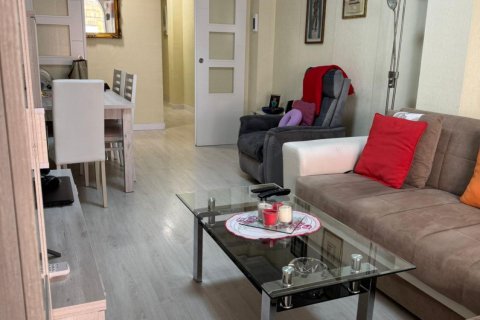 Apartment for sale in Torrevieja, Alicante, Spain 107 sq.m. No. 177877 - photo 2