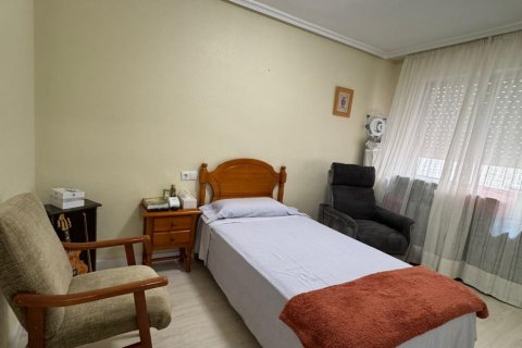 Apartment for sale in Torrevieja, Alicante, Spain 107 sq.m. No. 177877 - photo 22