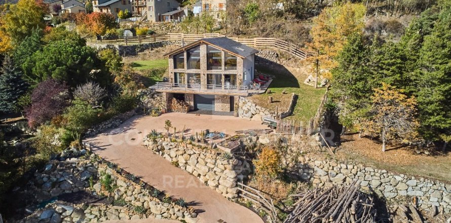 Kolmio Espanja 4 makuuhuonetta, 320 m2 No. 160105