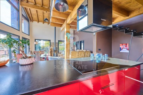 Kolmio myytävänä Espanja, 4 makuuhuonetta, 320 m2 No. 160105 - kuva 15