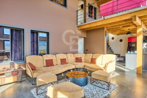 Kolmio myytävänä Espanja, 4 makuuhuonetta, 320 m2 No. 160105 - kuva 8