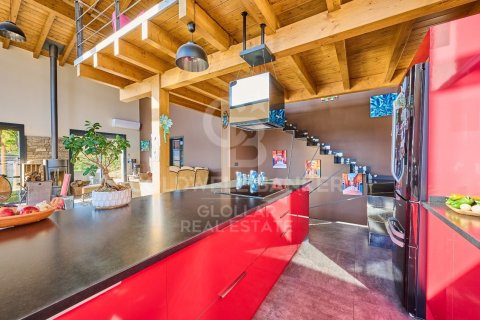 Kolmio myytävänä Espanja, 4 makuuhuonetta, 320 m2 No. 160105 - kuva 17