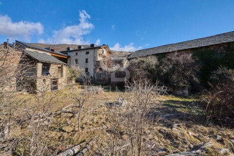 House for sale in Spain 1 bedroom, 1300 sq.m. No. 160101 - photo 5