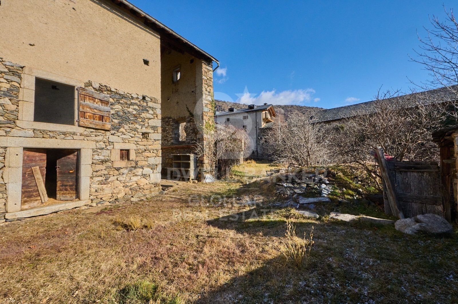 Дом в Испании 1 спальня, 1300м2 №160101