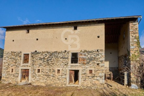 House for sale in Spain 1 bedroom, 1300 sq.m. No. 160101 - photo 6