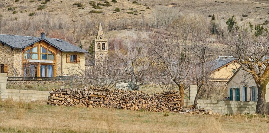 Земельный участок в Испании 931м2 №160104