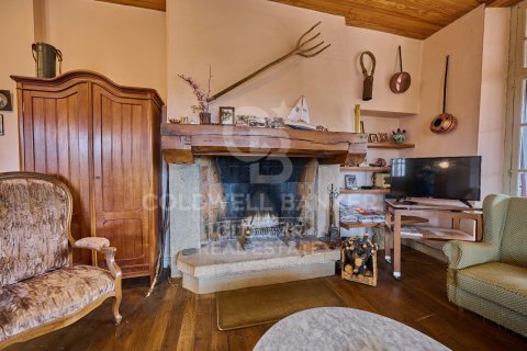 House for sale in Spain 9 bedrooms, 580 sq.m. No. 160102 - photo 10