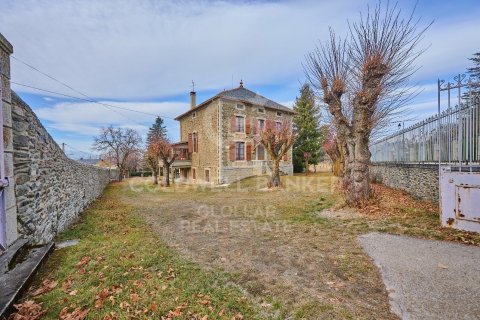 Сasa en España 9 dormitorios, 580 m2 No. 160102