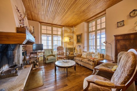 House for sale in Spain 9 bedrooms, 580 sq.m. No. 160102 - photo 8