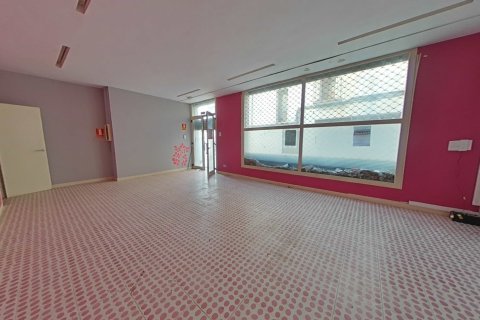 Huoneisto myytävänä Gelida, Barcelona, Espanja, 1 makuuhuone, 86 m2 No. 186685 - kuva 2