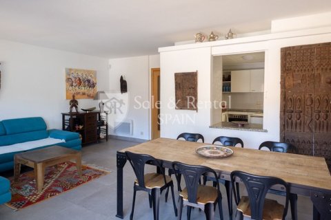 Apartament w Palamos, Girona, Hiszpania 4 sypialnie, 110 mkw. nr 166472 – zdjęcie 3