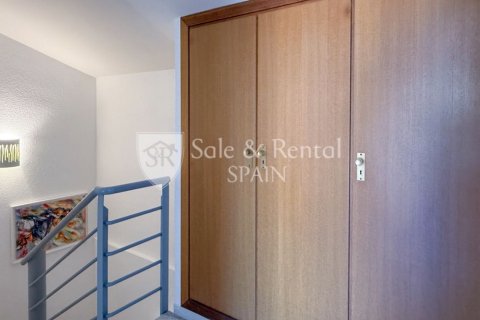 Apartament w Palamos, Girona, Hiszpania 4 sypialnie, 110 mkw. nr 166472 – zdjęcie 27
