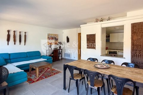 Apartament w Palamos, Girona, Hiszpania 4 sypialnie, 110 mkw. nr 166472 – zdjęcie 9