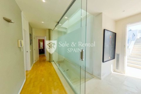 Hus till salu i Lloret de Mar, Girona, Spanien 4 sovrum, 240 kvm. Nr. 166469 - foto 5